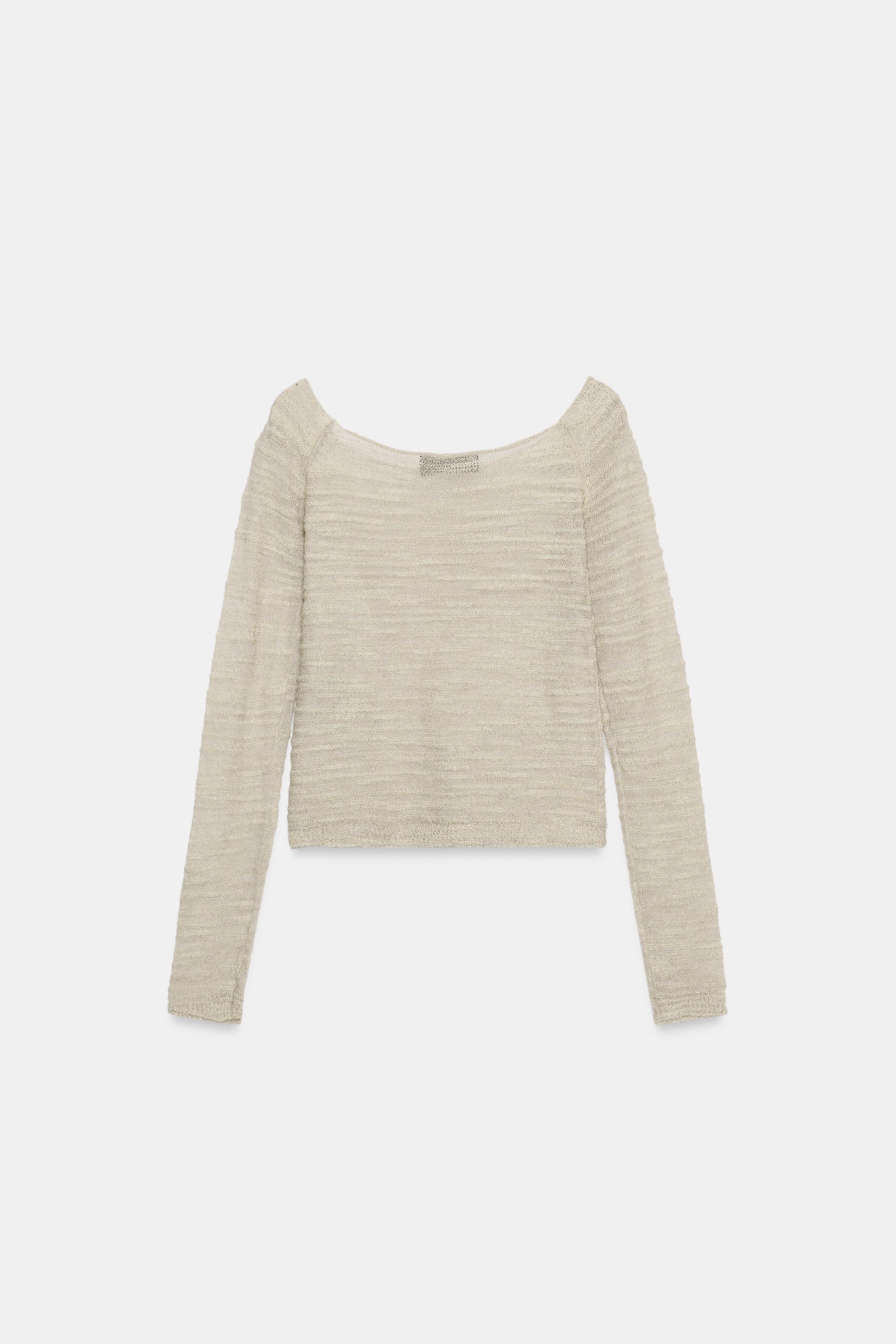 OFF-SHOULDER KNIT TOP
